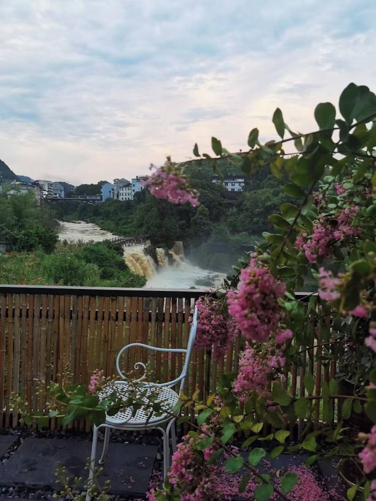 Jingjing Home Inn No. 372 Furong Town