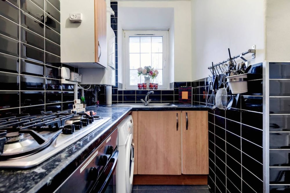 Fabulous 2 Bedroom Apartment in London Bridge