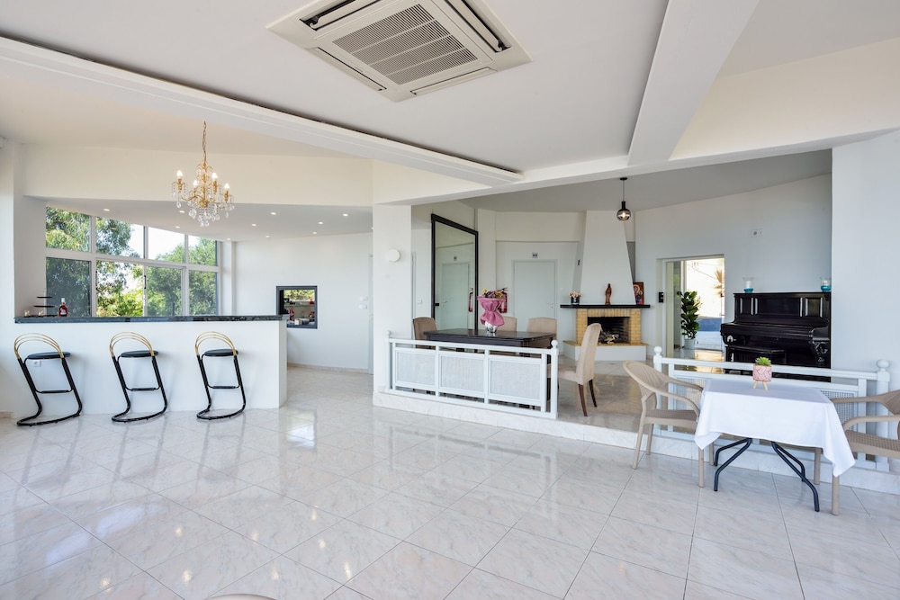 Loucerna Suites Chania
