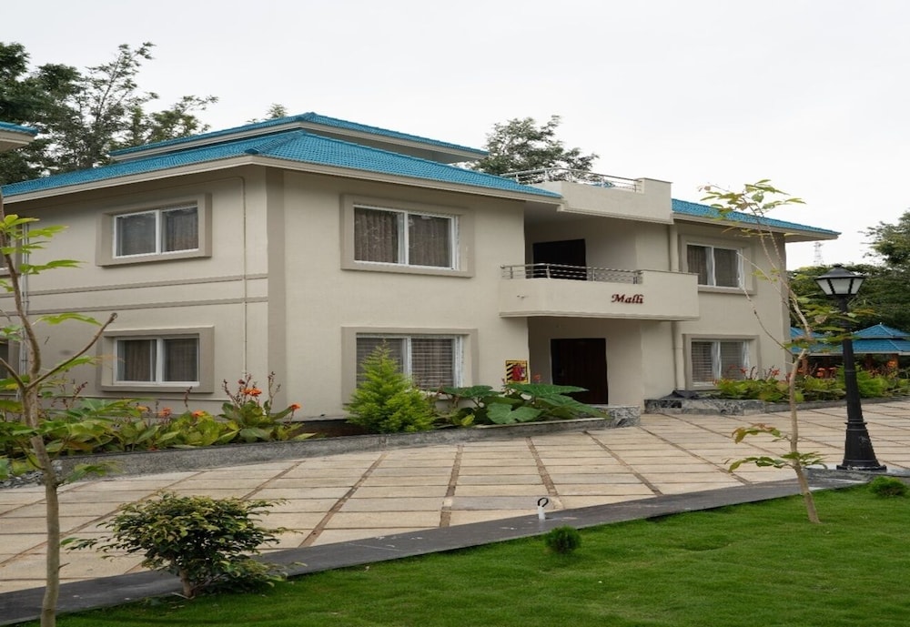 MSB Silver Spring Resort
