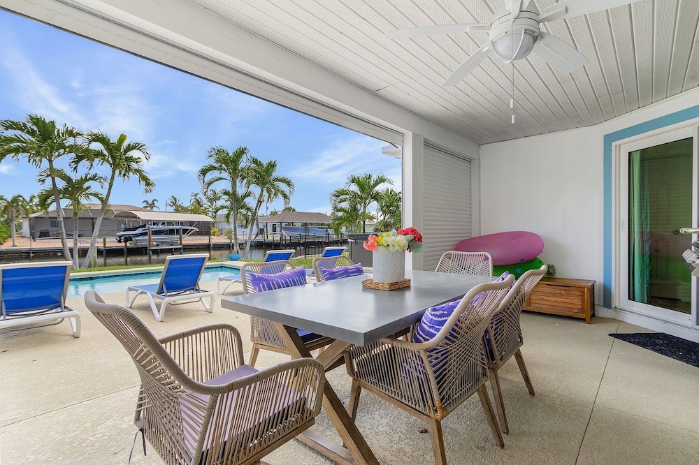 7 Dockside Dream: 3br/3ba Pool Home W/ Water Views! 3 Bedroom Home