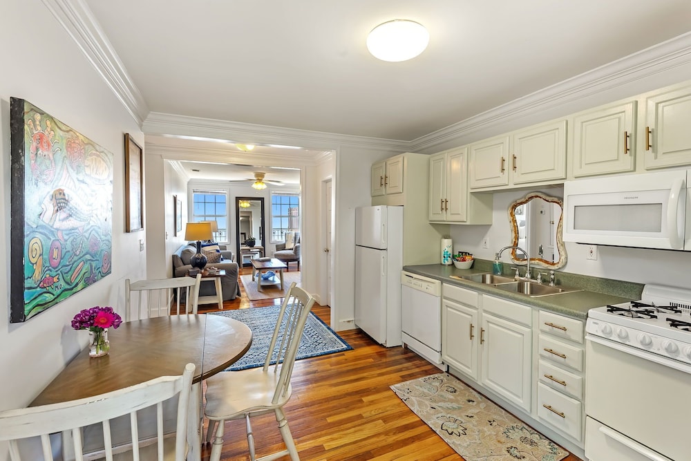 Jubilee Suites Boutique B&B