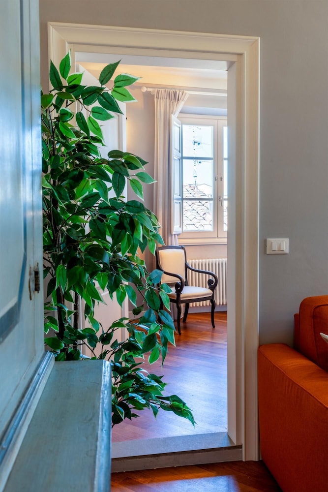 Nice 2 Bedroom Apartment in Front of Pitti Palace Piazza Pitti II
