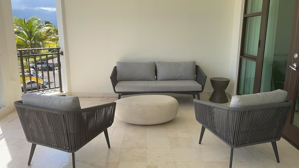 Otium Serene Modern Pool Nice Balcony