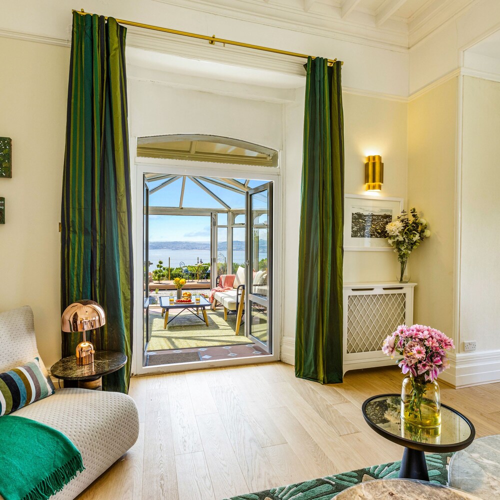Vane Tower- Historic Retreat With Panoramic Sea Views