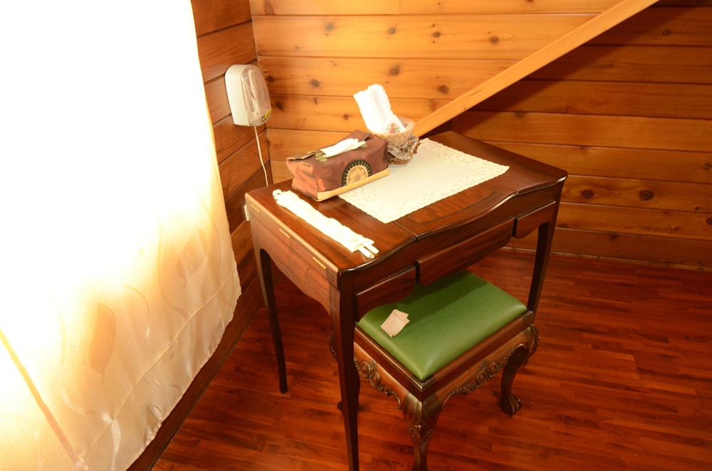 Hsinchu Emei Canadian WoodHouse Homestay