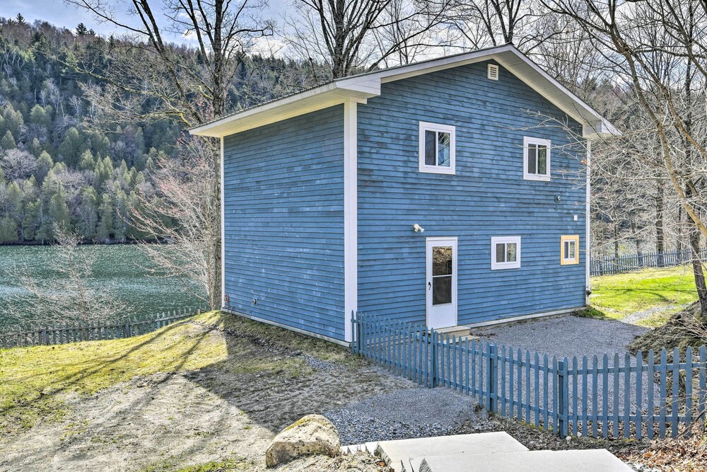 Lakefront Retreat w/ Large Yard & Boat Dock! view 4