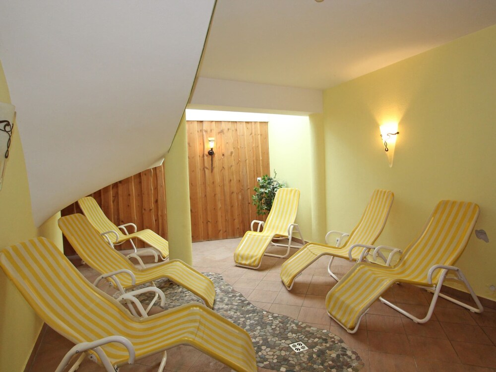 Spacious Apartment in Langenfeld