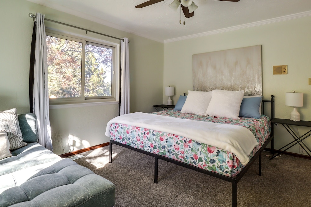 Reno Vacations - Spacious Reno Vacation Rental 3 Mi to Midtown! - Property Image 22