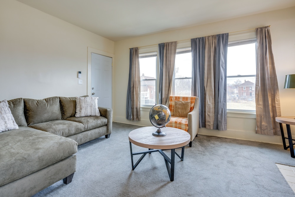Apt 9 Mi to Campus Martius & Downtown Detroit