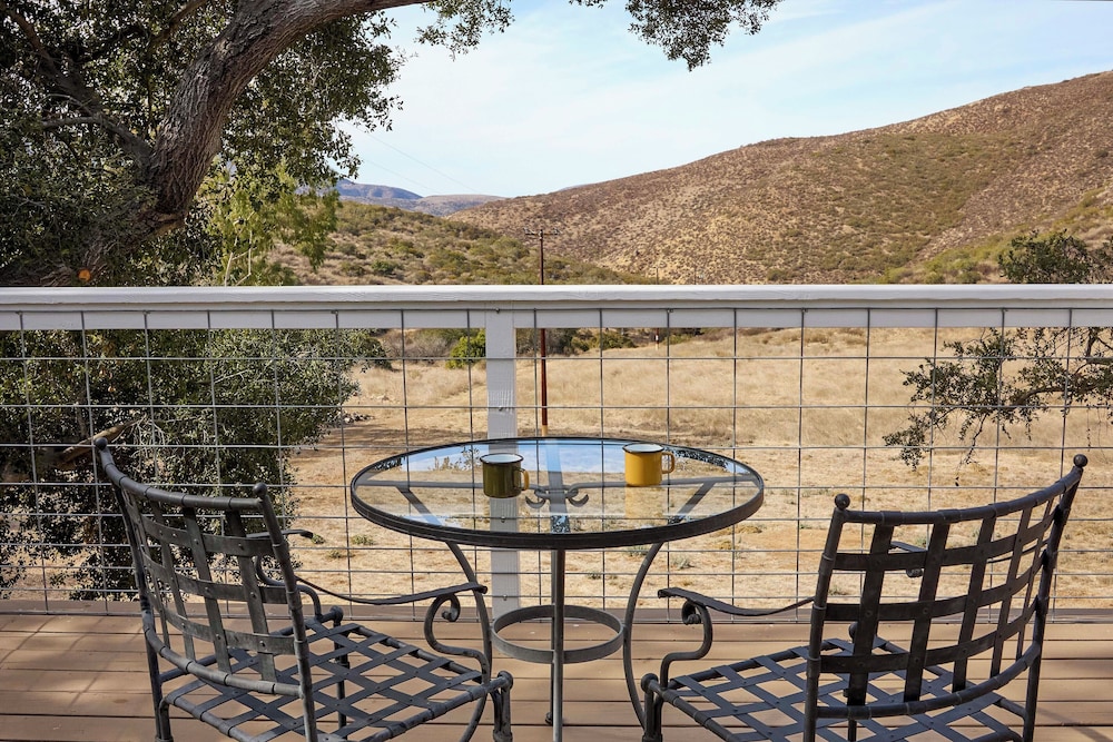 320 Acres: Farmhouse in East County San Diego