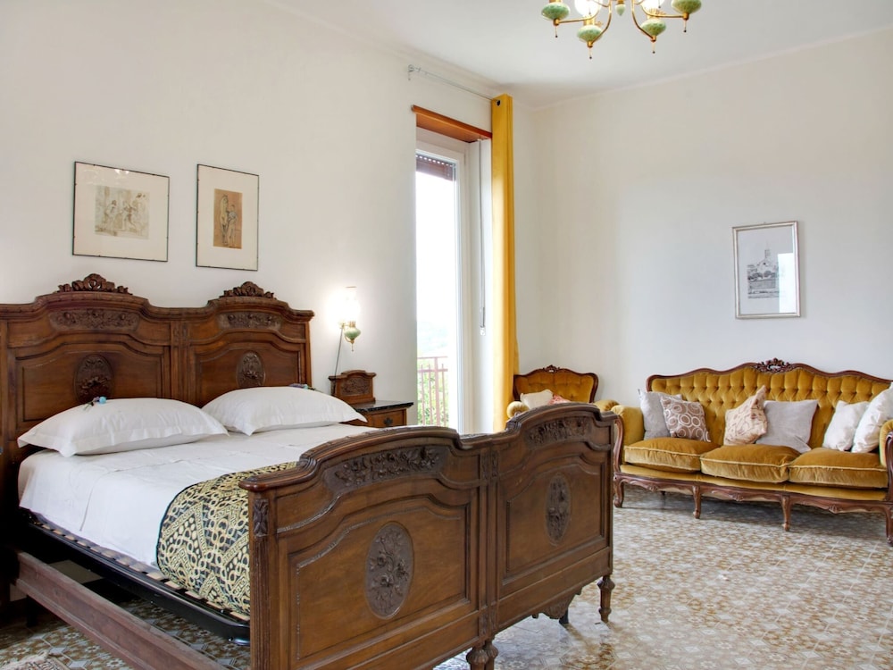 Rustic Moncucco Village Retreat photo 2