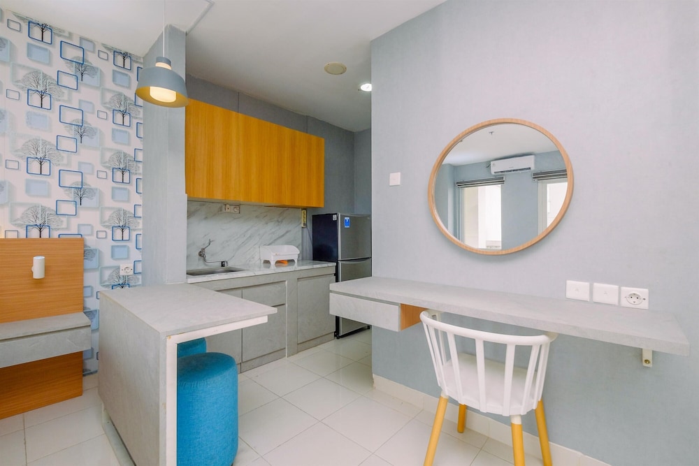 Cozy Studio at Sentul Tower Apartment
