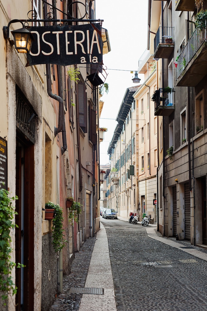By Duomo