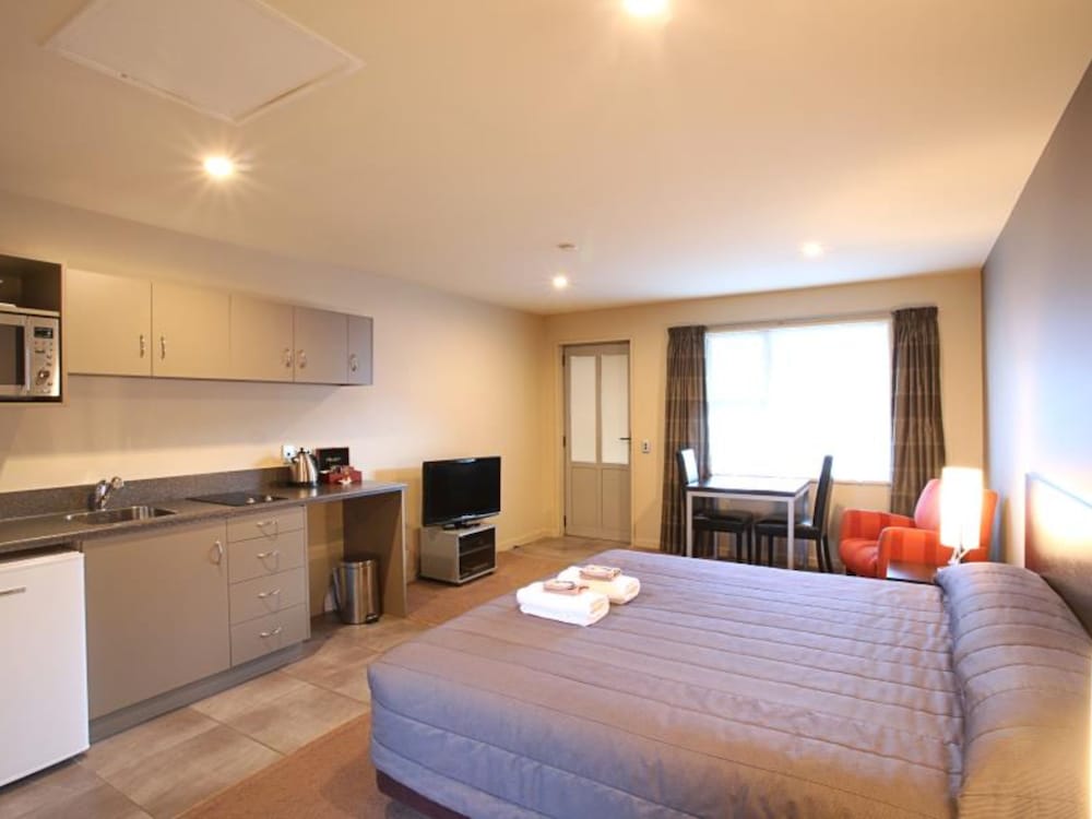 Invercargill Vacations - 388 on Tay Motel - Property Image 3