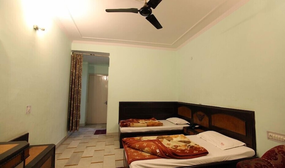 ADB Rooms Hotel India International Dx