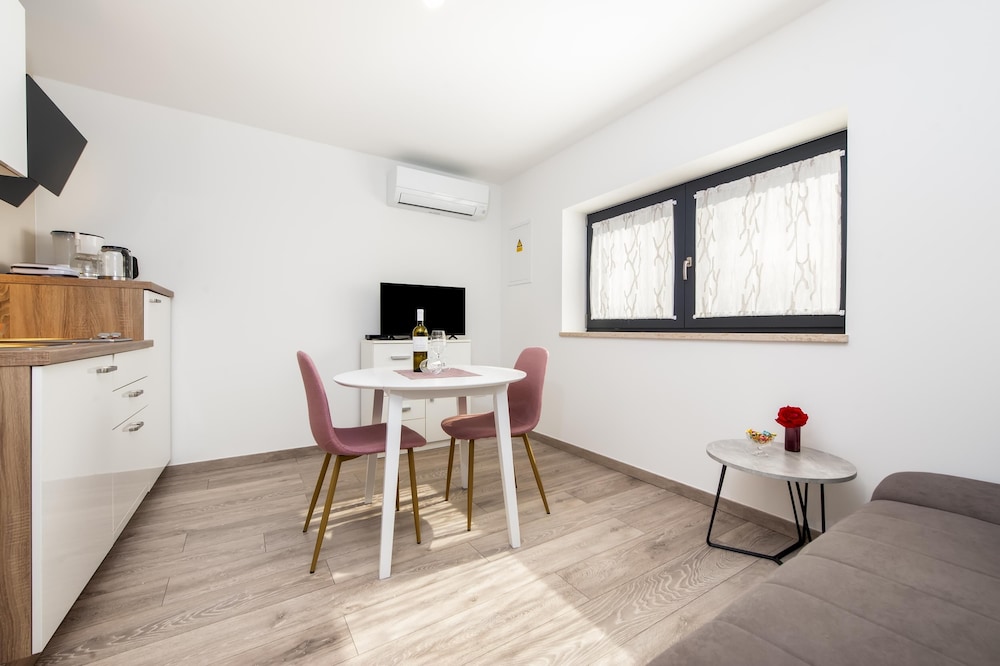 Apartments Katarina