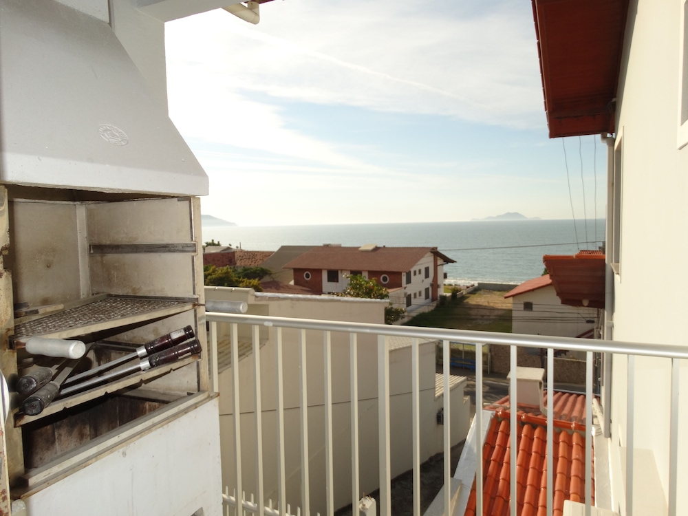Apartment 2D - 62 view 3