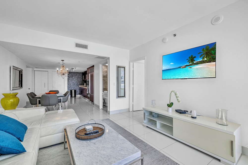 Icon Brickell