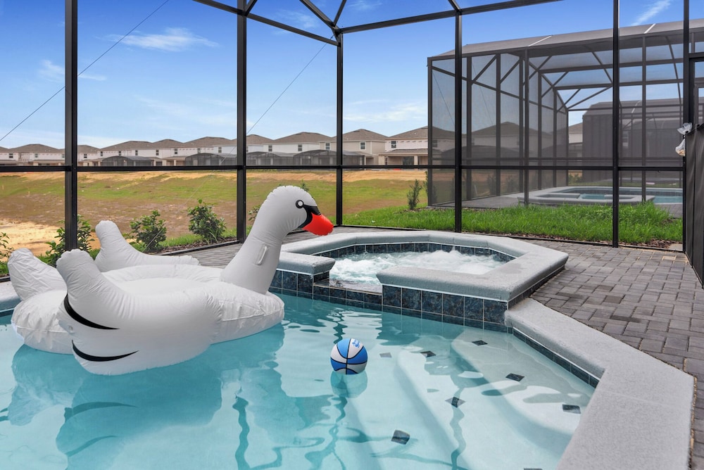 Unforgettable Family Luxury 9BR Villa