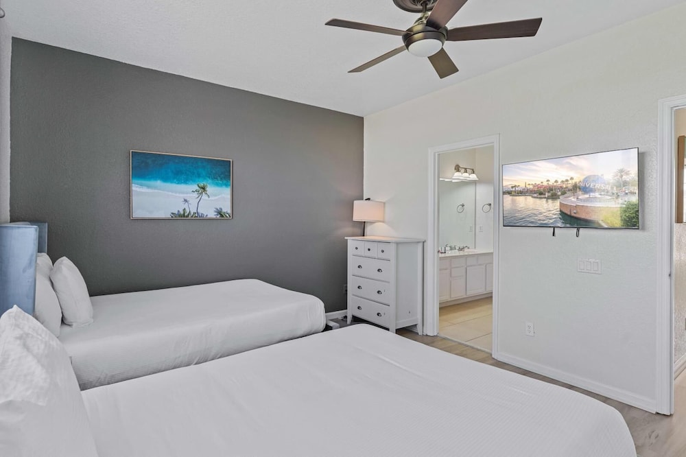 Vista Cay Swanky
