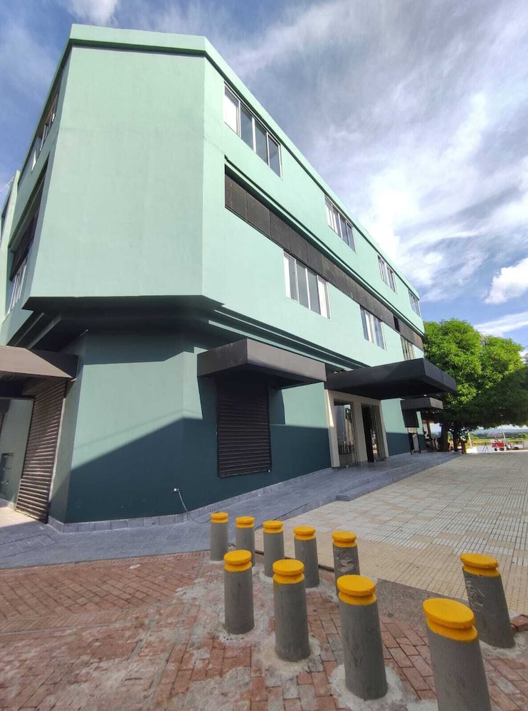 Hotel Panorama - Image 1