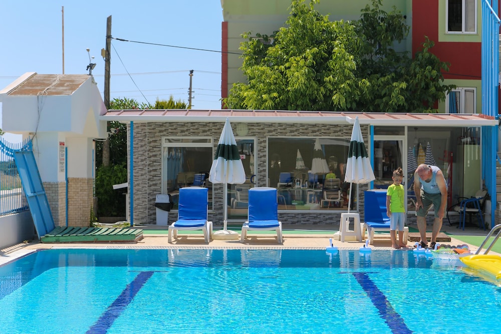 Sunset Village Apart Otel - Image 50