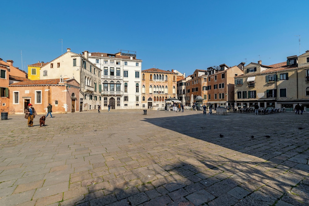 Ca' della Commedia by Wonderful Italy