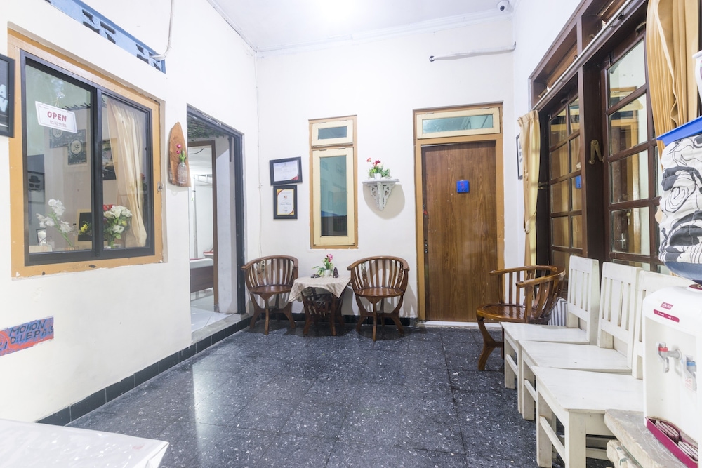 Penginapan Pugeran - Hostel view 2