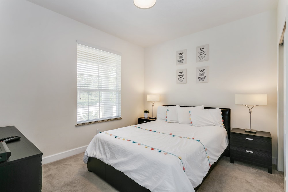 17331serblvd view 4