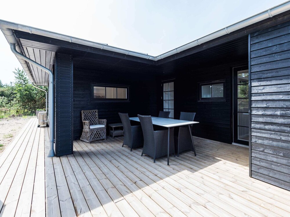 8 Person Holiday Home in Blavand view 4