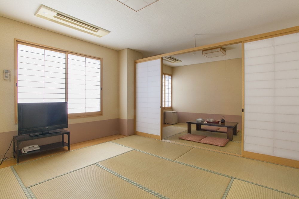 Nagomiyado Towa