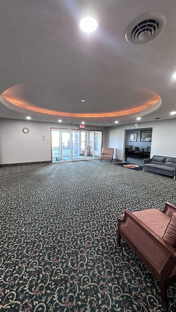 Burgundy Inn & Suites By OYO El Paso view 5