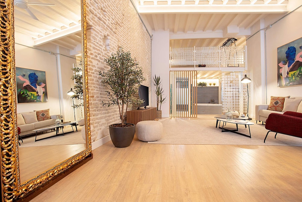Luxury Loft in Seville Center Santas Patronas V