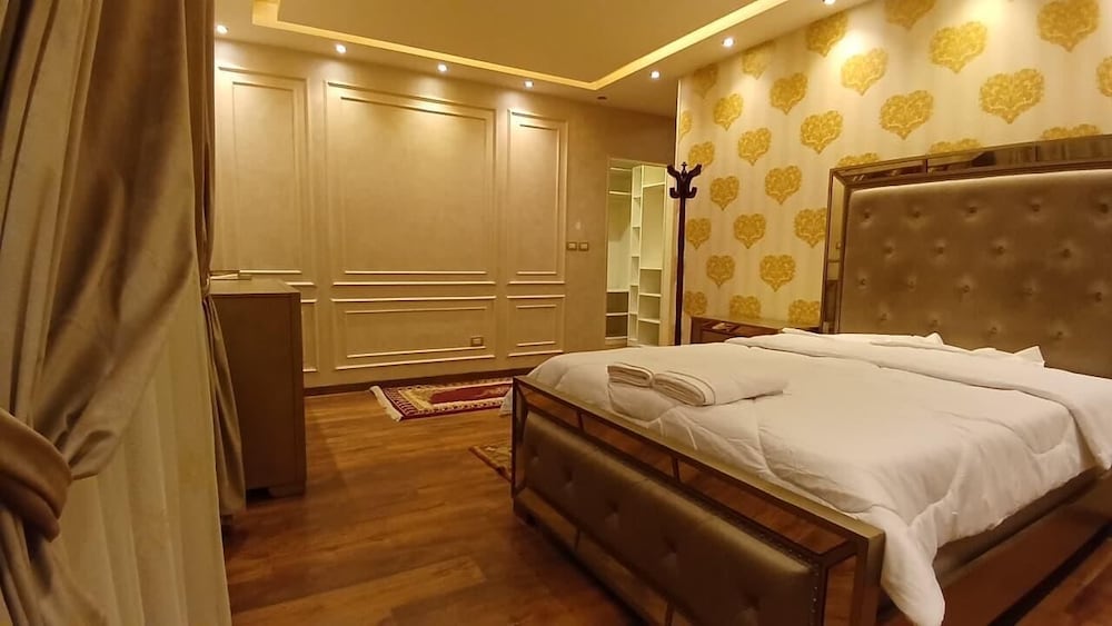 3BR Duplex with garden in new cairo