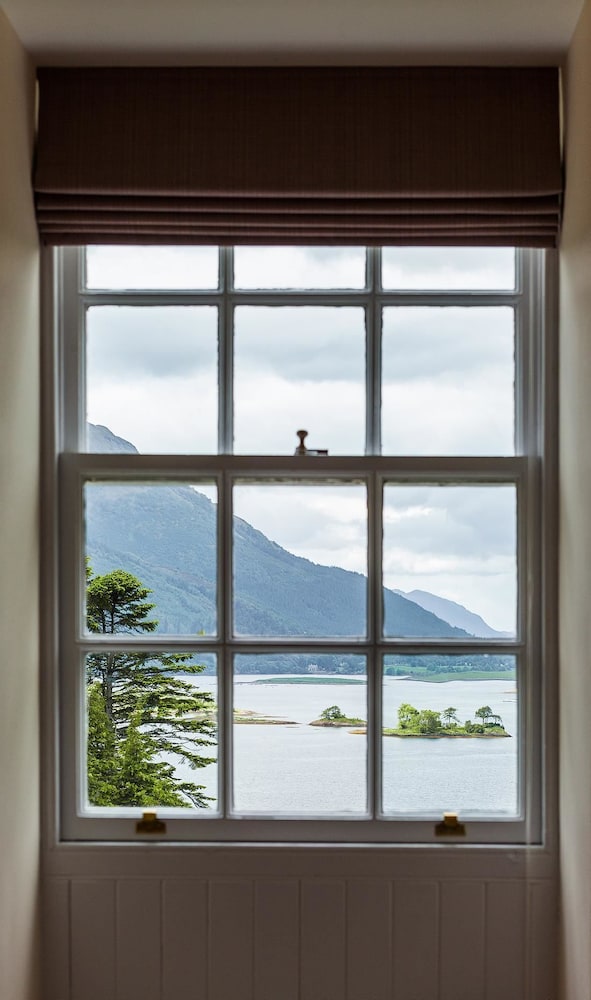 Glencoe House