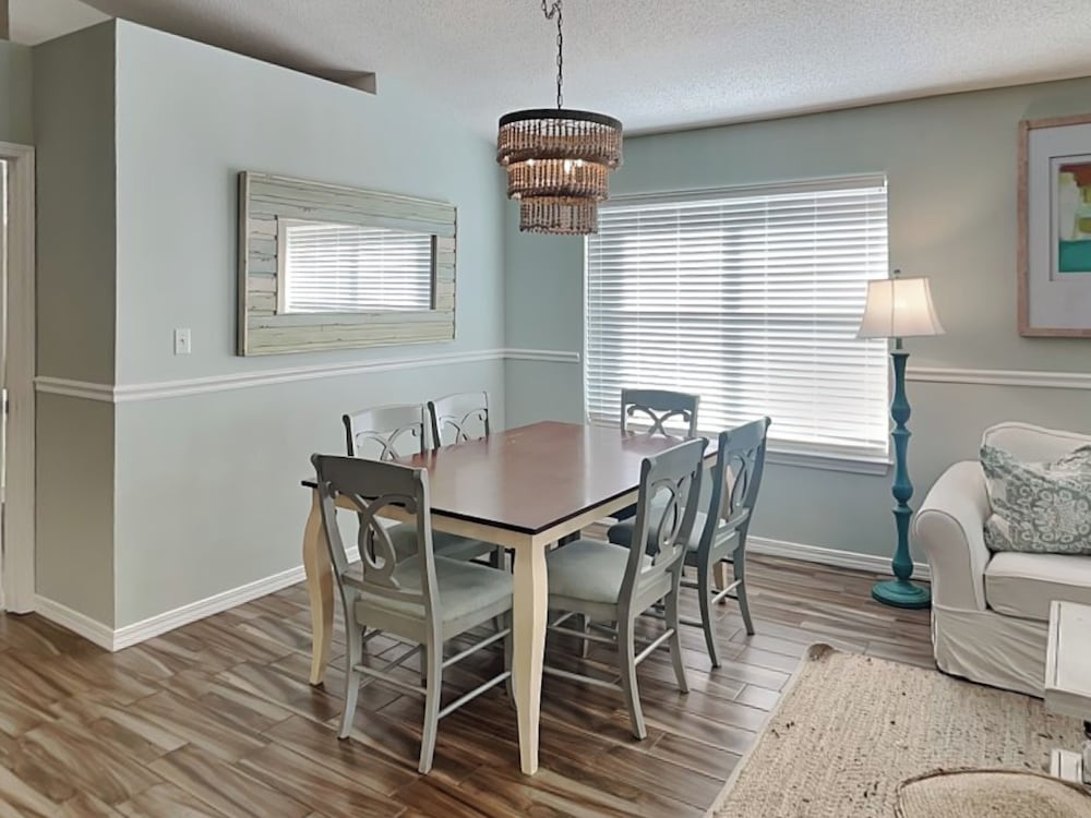 Emerald Port Of Call by Southern Vacation Rentals