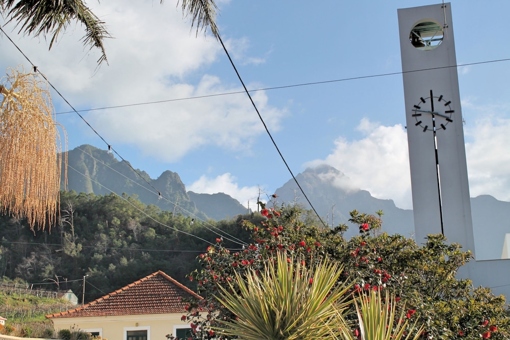 Dinis Country Cottage by Our Madeira