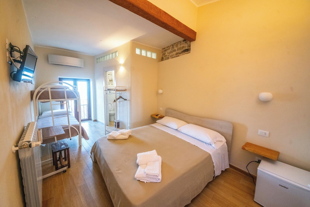 Camera in accogliente B&B ad Albidona