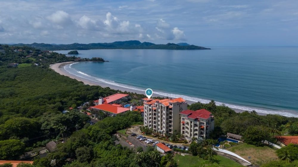 Stunning Condo with Panoramic Beach, Ocean, and Mountain Views in Playa Flamingo