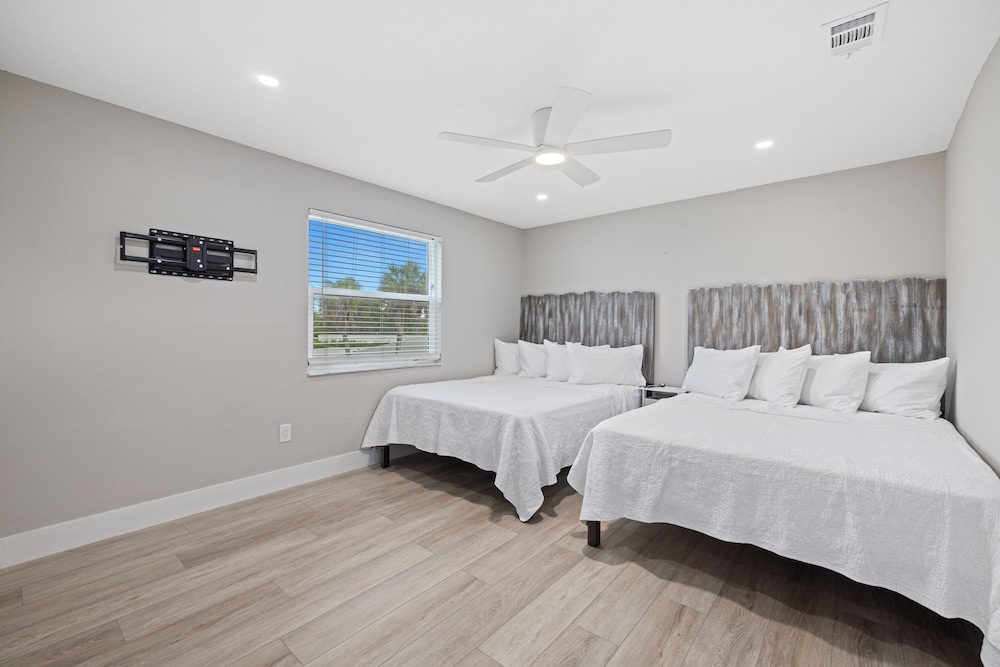 Gulf View Condominiums