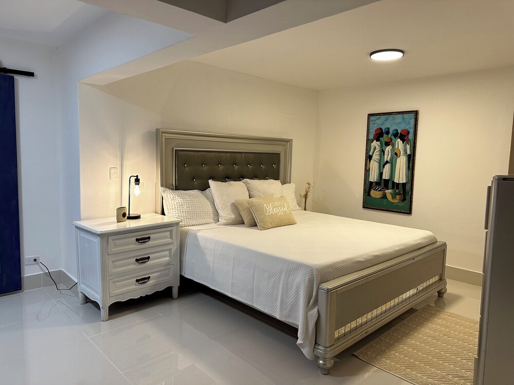 Onyx luxury rd
