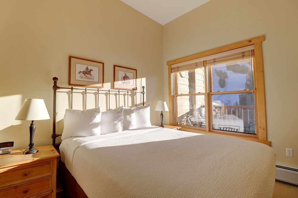 SkyRun Vacation Condos Copper Mountain Resort