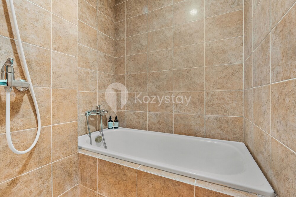 Alvo by Kozystay - Kemang
