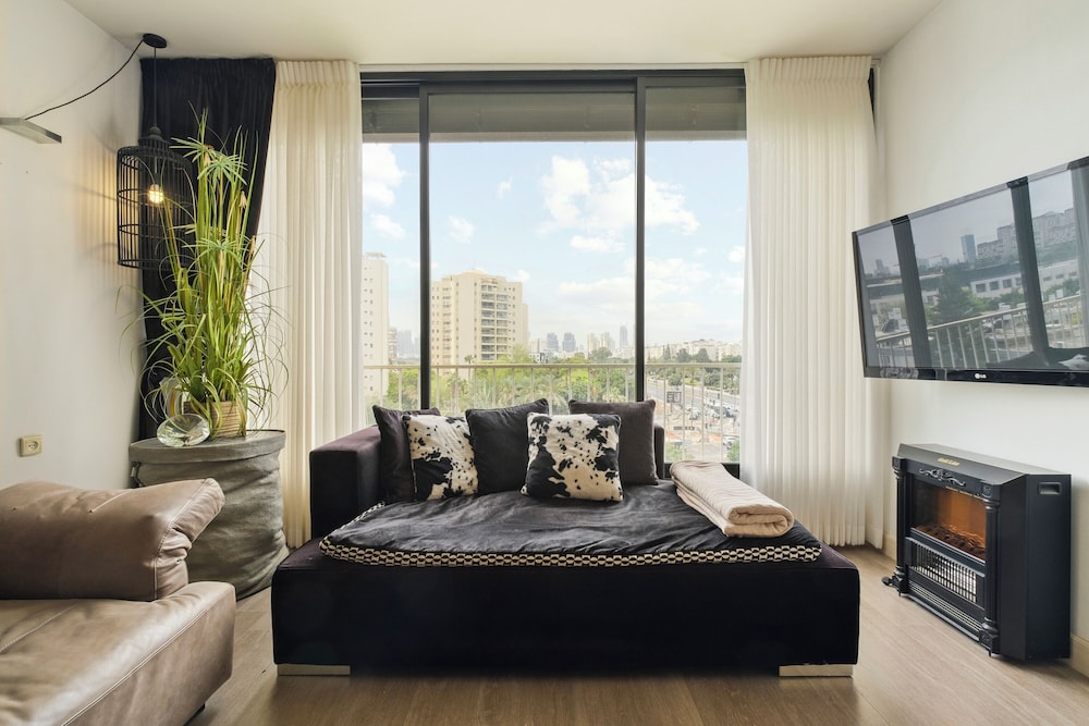 Ramat Aviv Stylish Stay by Sea N' Rent