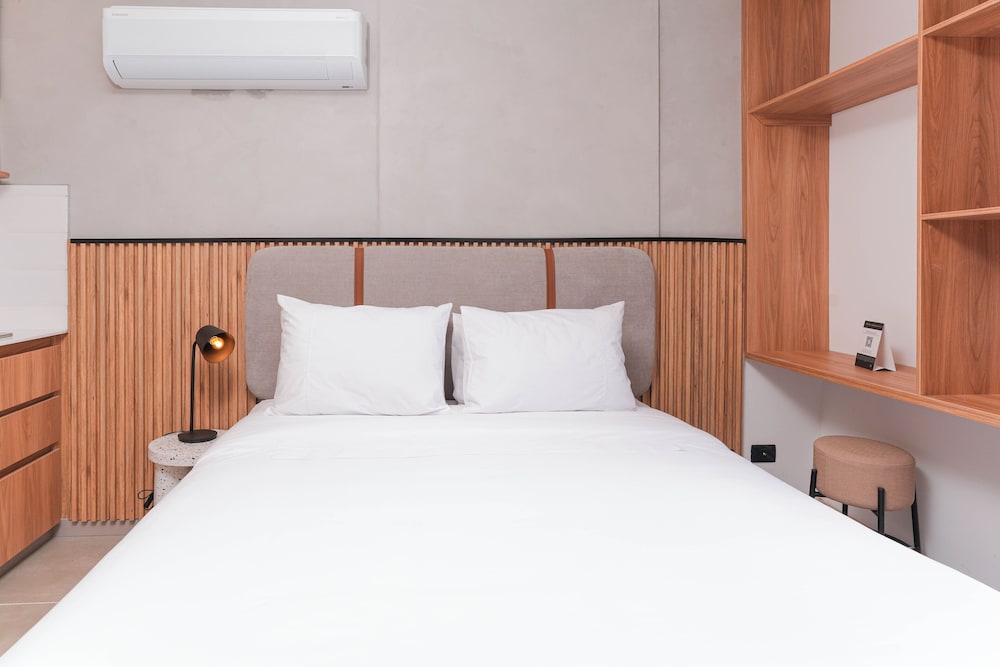 Metropolitan Living by HOUSY