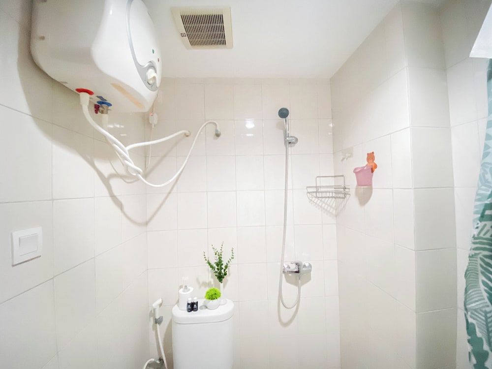Good and Cozy Stay 2BR Apartment at Mekarwangi Square Cibaduyut