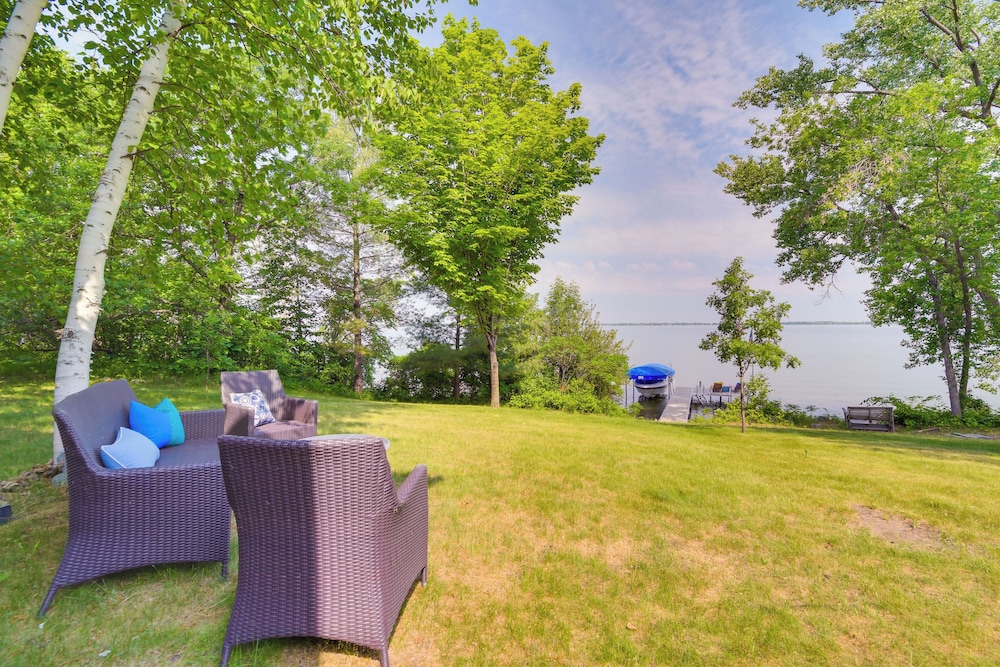 Charming Clitherall Cabin on West Battle Lake view 5