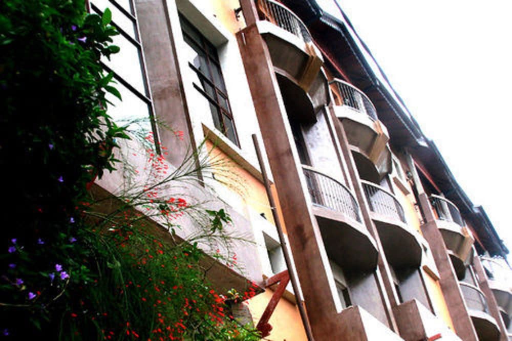 Piumara Residence