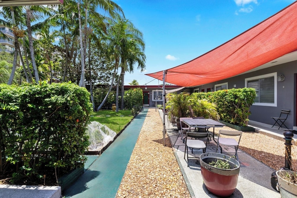 1BR Pet-friendly Studio Parking & Backyard BBQ